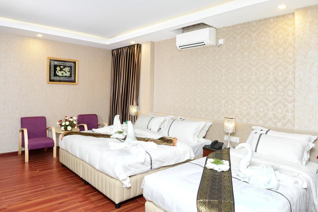 8Day Hotel Янгон Экстерьер фото